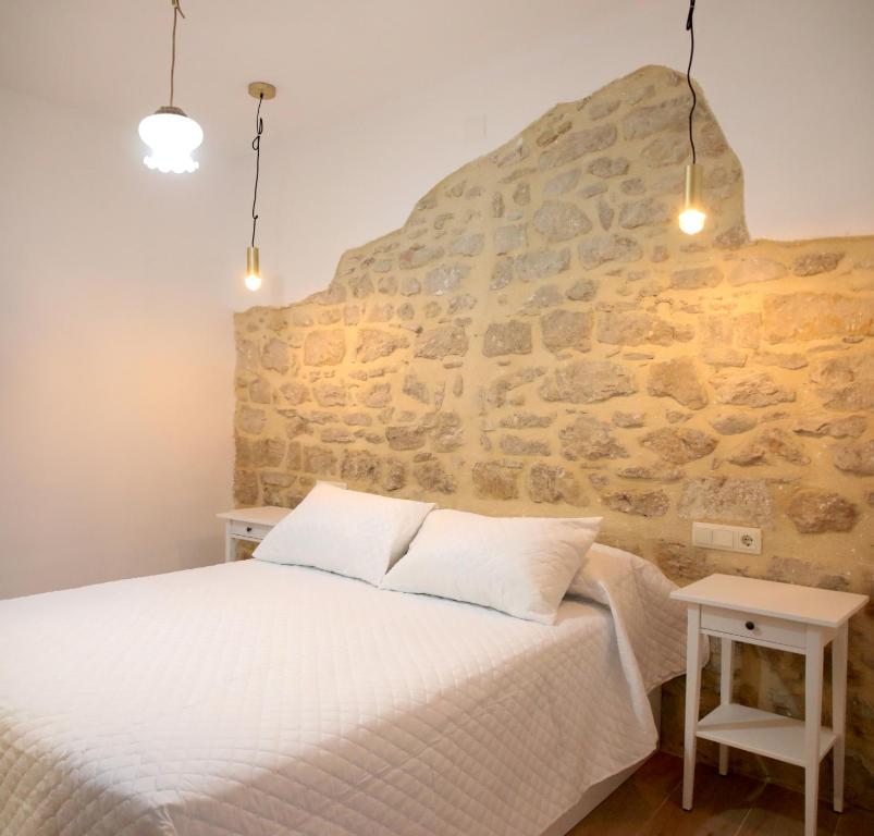 Apartamentos Turisticos La Estacion Espeluy - Ubeda  